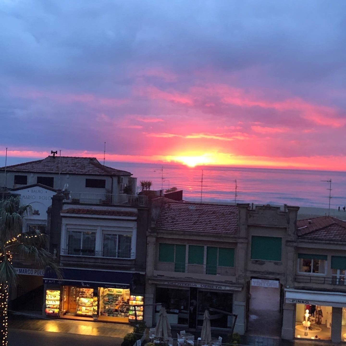 Hotel Bella Riviera Lungomare เวียเรจโจ ภายนอก รูปภาพ