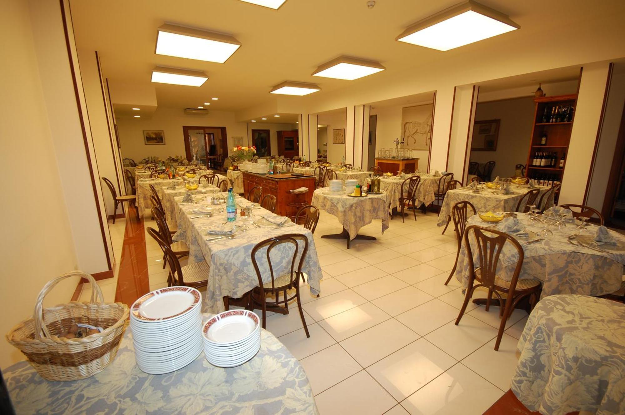 Hotel Bella Riviera Lungomare เวียเรจโจ ภายนอก รูปภาพ